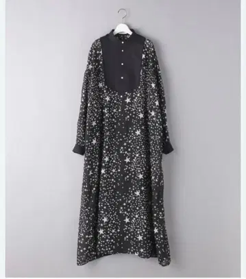 THE RERACS (더 릴랙스) 비브 프론트 블랙 롱 원피스