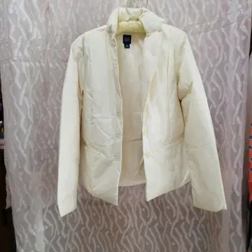 GAP 크림색 다운 자켓