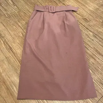 alureville 벨트 포함 핑크 타이트 스커트