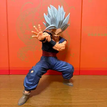 드래곤볼 손오반 비스트 피규어