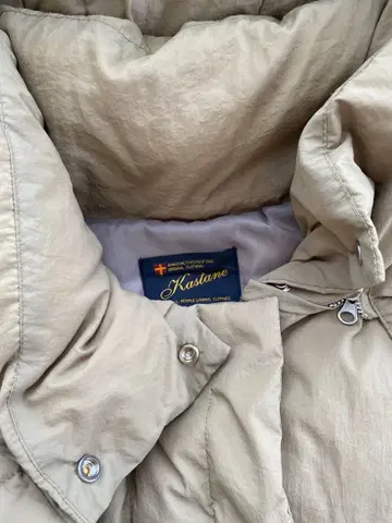 Kastane 래글런 볼륨 패딩 자켓 베이지