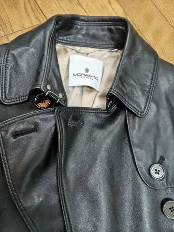 MORABITO 블랙 가죽 코트