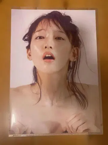 고화질 A4 사이즈 요시오카 리호 5 포스터