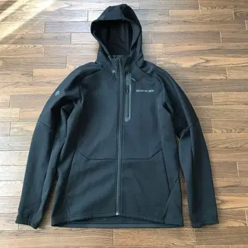 데상트 amg 후드티 O 사이즈 블랙