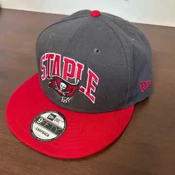 STAPLE 스냅백 캡 그레이/레드