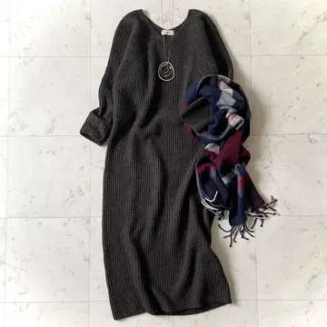 새상품급 이에나 울 니트 원피스 롱 V넥 래글런 슬리브 F