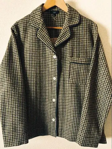 택 포함 새상품 체크 무늬 셔츠 자켓 사이즈 40