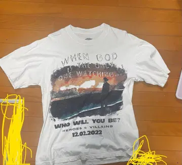 HEROES & VILLAINS 티셔츠 M 사이즈