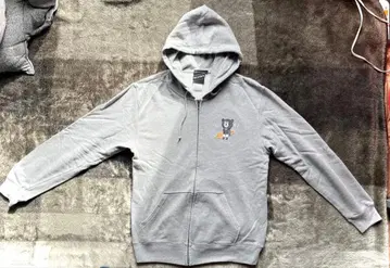 BEAMS 후드티 곰 서핑