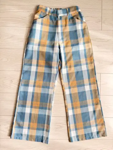 poppy 아사기니뇨 블루 체크 플레어 팬츠