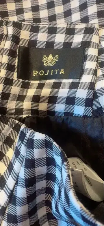 ROJITA 체크 무늬 타이트 스커트