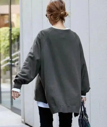 택 포함 새상품 FRAMeWORK 프레임워크 래글런 판초 맨투맨 블랙 D