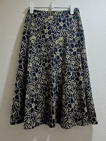 플라워 프린트 플레어 스커트