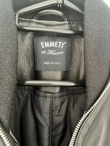 EMMETI di Franco 블랙 가죽 자켓