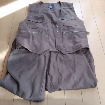 도라이치 베스트와 팬츠 세트 브라운