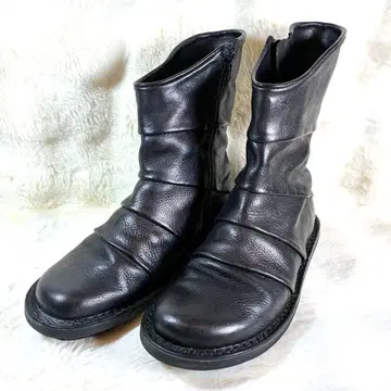 [ 트리픈 ] 새상품급 PILLOW 사이드 지퍼 드레이프 숏부츠 블랙