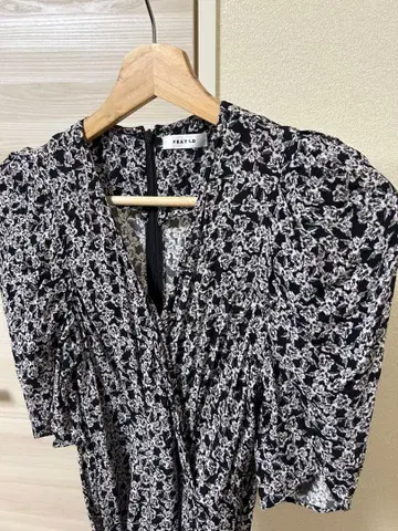 새상품급 프레이 아이디 꽃무늬 원피스