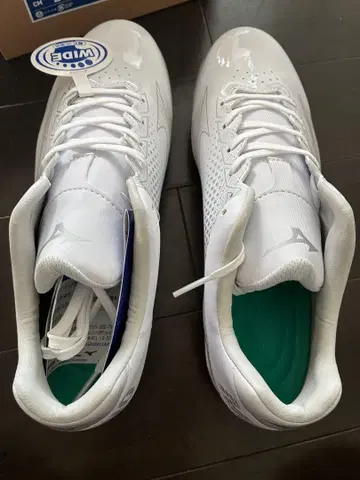 Mizuno 야구 신발 화이트 스파이크