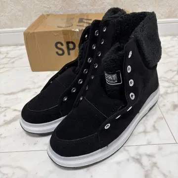 보아 소재 블랙 하이컷 스니커즈