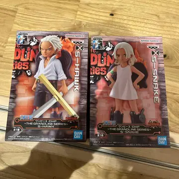 원피스 S-HAWK & S-SNAKE 피규어