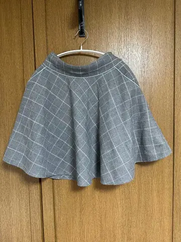 그레이 계열 체크 플레어 스커트 L 사이즈 160