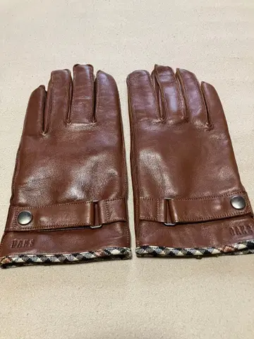 DAKS 가죽 핑거리스 장갑 브라운