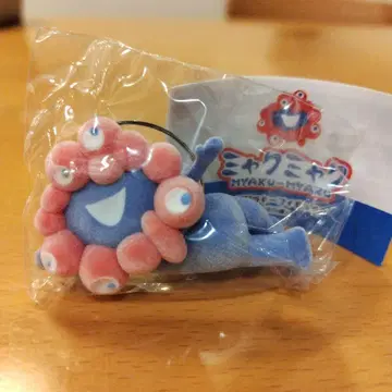 EXPO2025 오사카 간사이 만박 미야쿠미야쿠 플로키 피규어 웅크린