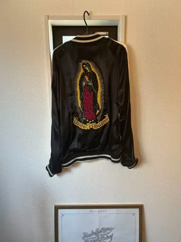 스카잔 마리아 날개 독수리 자수 블랙