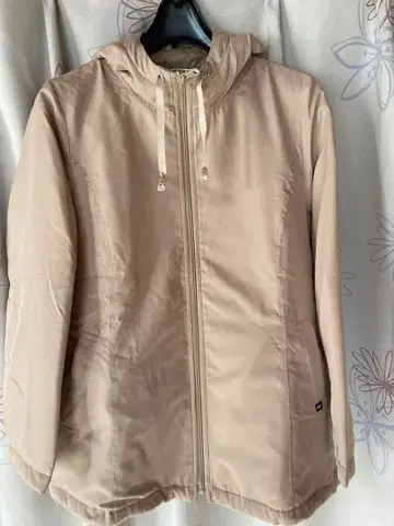 GoldenBear 후드 부착 마운틴 파카 M 베이지 충전솜 미사용품