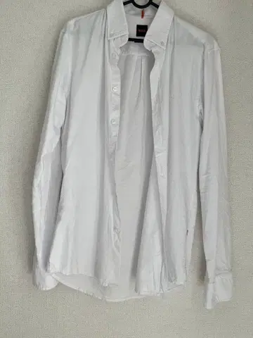 BOSS 화이트 슬림핏 버튼 다운 셔츠