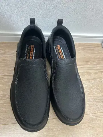 SKECHERS 블랙 스니커즈 28.5cm