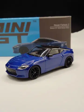 MINI GT Nissan Fairlady Z Soran Blue