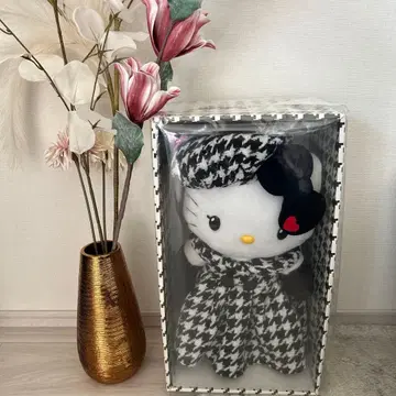 헬로키티 벌스데이 인형 (흑백 걸리시 쌍둥이 코디)