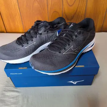 Mizuno 러닝화 27.0cm 블랙/화이트