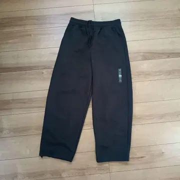 [ 새상품 ] UNIQLO C 맨투맨 와이드 팬츠 M 사이즈 블랙