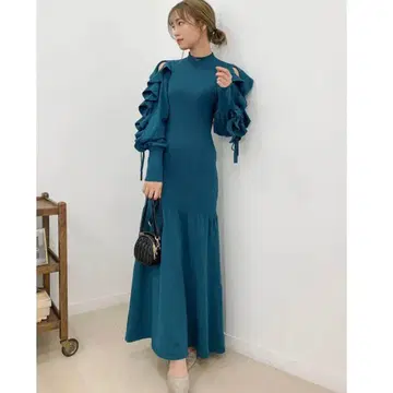 dazzlin 프릴 슬리브 더블 리본 니트 원피스 그린