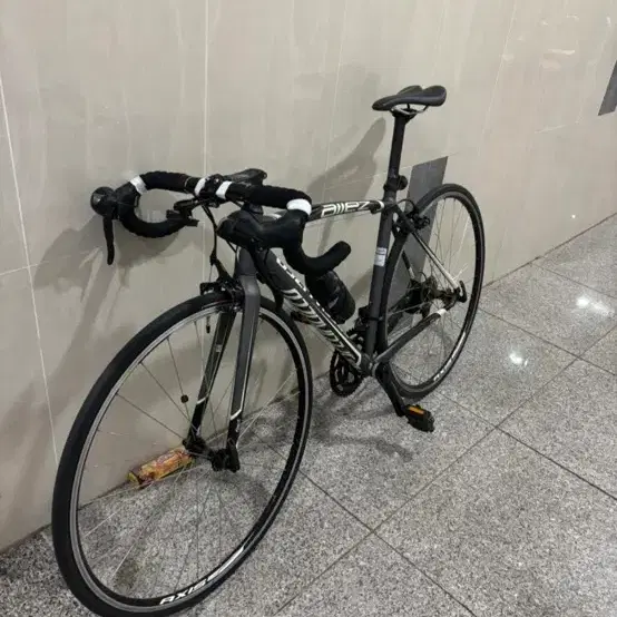 SPECIALIZED | 스페셜라이즈드 Specialized Allez Sport Road on Bunjang Global Site.