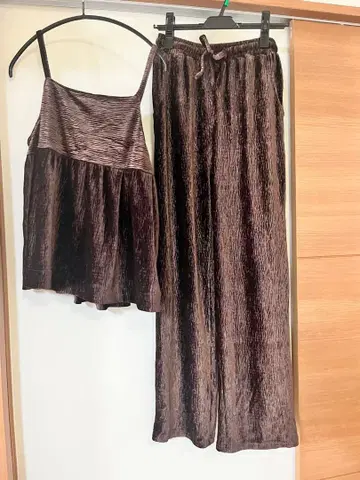 벨로아 플리츠 셋업 워크맨