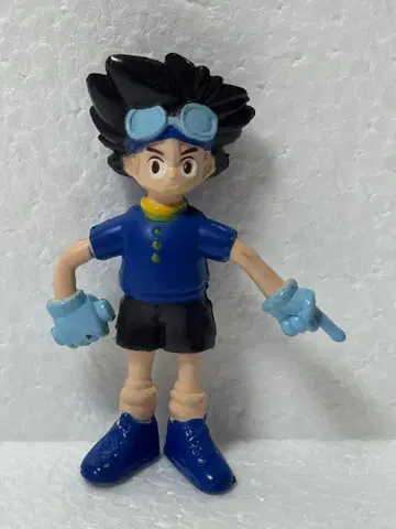 디지몬 어드벤처 야가미 타이치 피규어