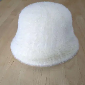 nouer 화이트 모자