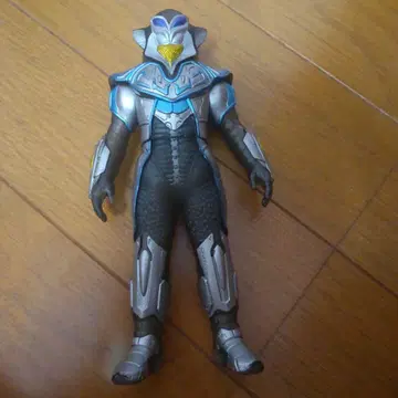 아머드 멜라피스 외계인 피규어 2008