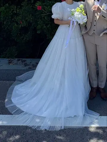 드레스 프로덕션 크루넥 퍼프 슬리브 튤 드레스 촬영용