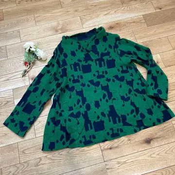 센소유니코 지우 티셔츠 새상품급