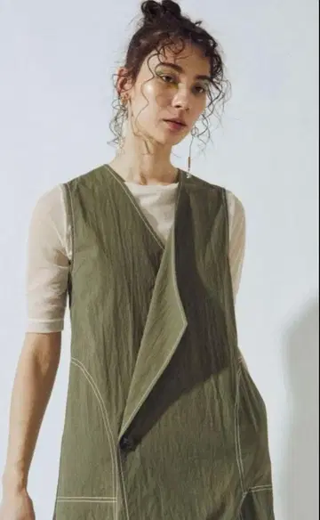 UN3D. 아쓰리드 SHEER 티셔츠