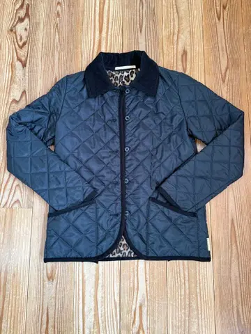 TRADITIONAL WEATHER 네이비 퀼팅 자켓 레오파드 무늬