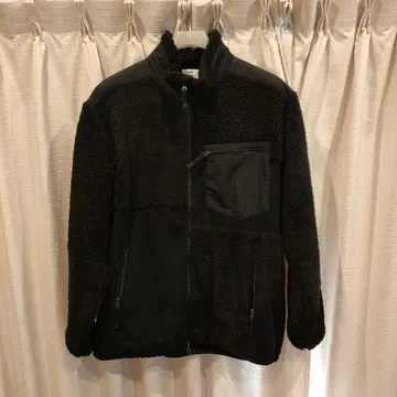 UNIQLO 엔지니어드 가먼츠 플리스