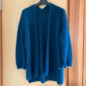 팔라스 팰리스 가디건