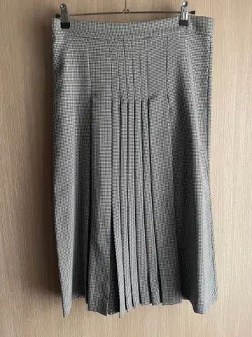 새상품급 ZARA 플리츠 롱 스커트 L 사이즈