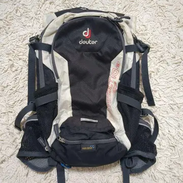 [deuter]Compact 10 exp SL 헬멧 레인 커버 포함