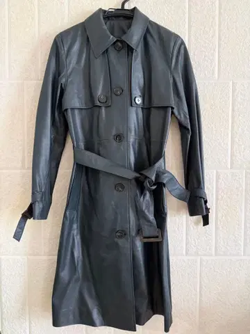 가죽 트렌치코트